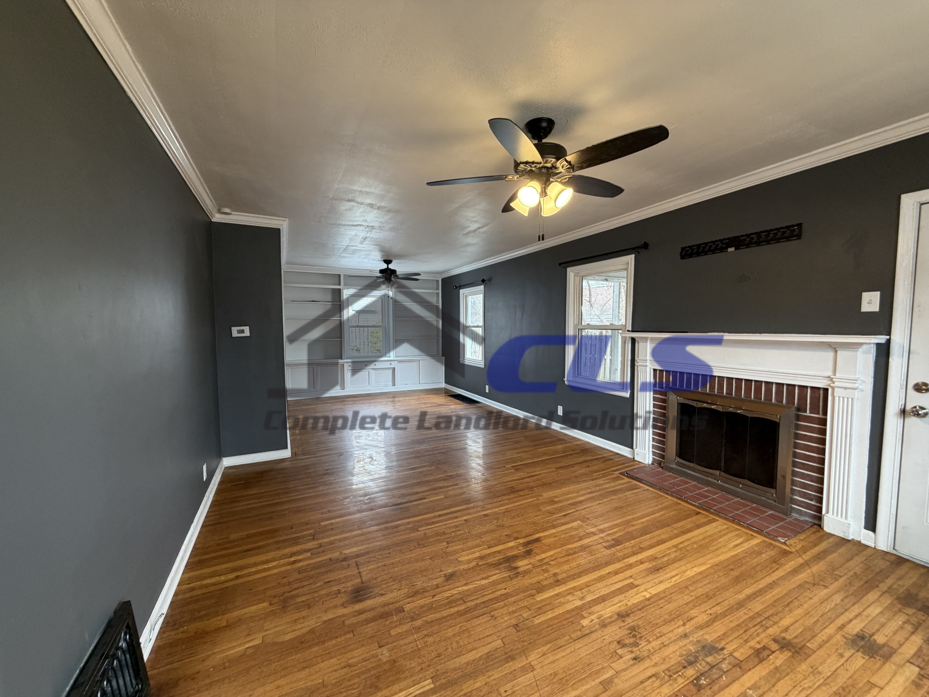 2116 Poplar Street